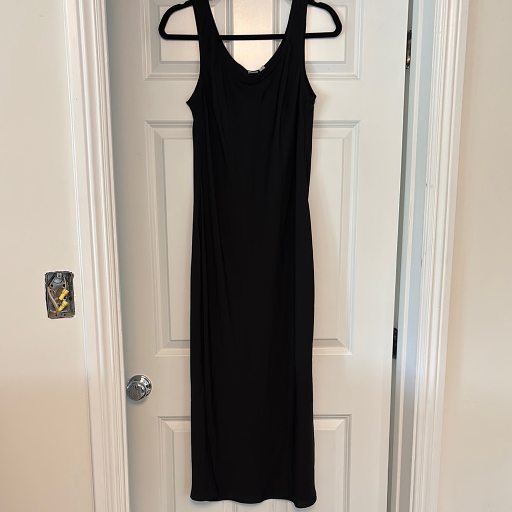 GAP Black Sleeveless Maxi Dress